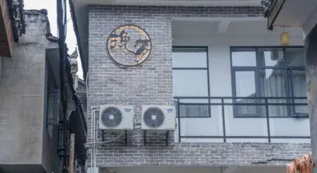 Buwan Wanmeng Courtyard B&B (Fenghuang Ancient Town Branch), Rezerwuj Bed and Breakfast Xiangxi Hunan