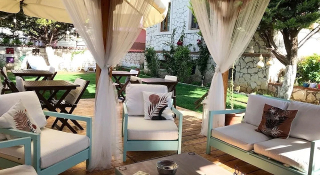 Bizim Ev Hotel