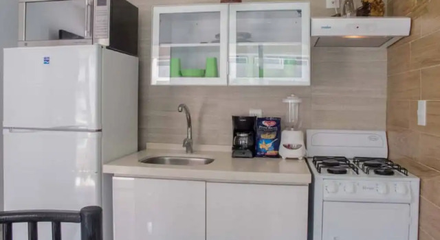 Апартаменты Modern Apartment Near the Beach