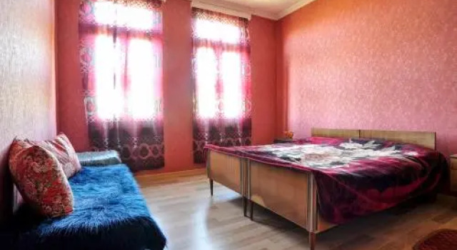 David Megreli, Prenota Hotel Anaklia Samegrelo Zemo-Svaneti