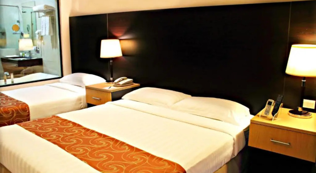Номер Deluxe The Lake Hotel Tagaytay