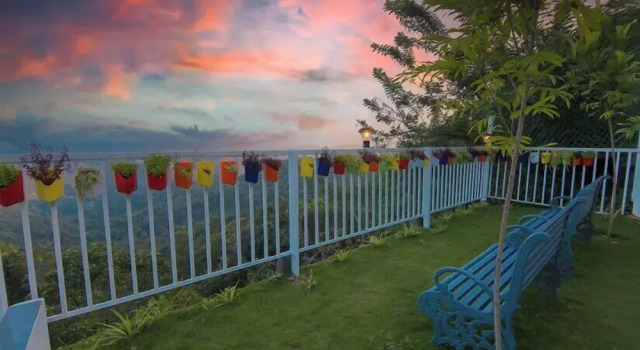 Bright Meadow Dam View Resort