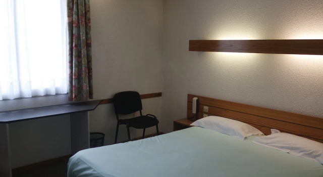 Hôtel Restaurant Le Tulipier, Rezervovat Hotel Cransac Aveyron