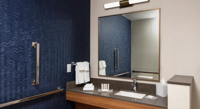 Люкс с видом на реку Fairfield by Marriott Inn & Suites Medford