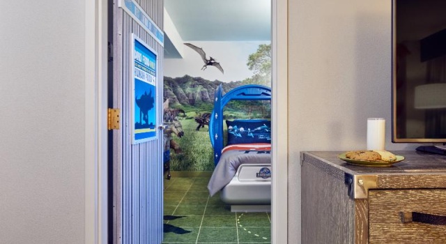 Четырёхместный люкс Jurassic World Loews Royal Pacific Resort at Universal Orlando