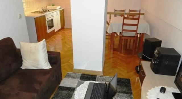 Apartment Dea, Prenota Appartamento Hotel a Isole Quarnerine con parcheggio, Parcheggio