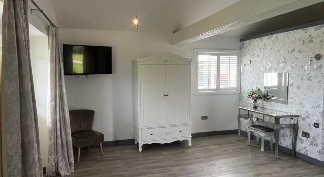 The Crown Lodges, Prenota Hotel Deal Kent