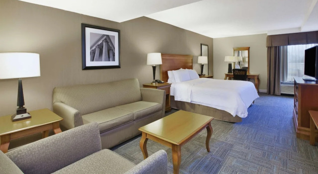 Номер Superior Hampton Inn Richmond-West Innsbrook