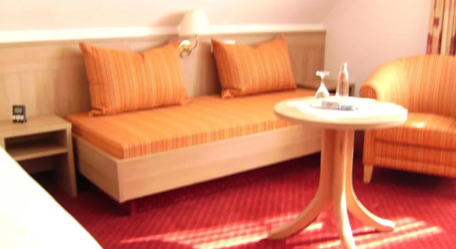 Landhotel Halbfas-Alterauge, Забронировать Отель Дрольсхаген 