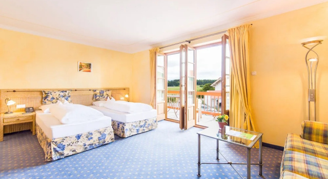 Двухместный номер Comfort с балконом Hotel und Landgasthof Altwirt