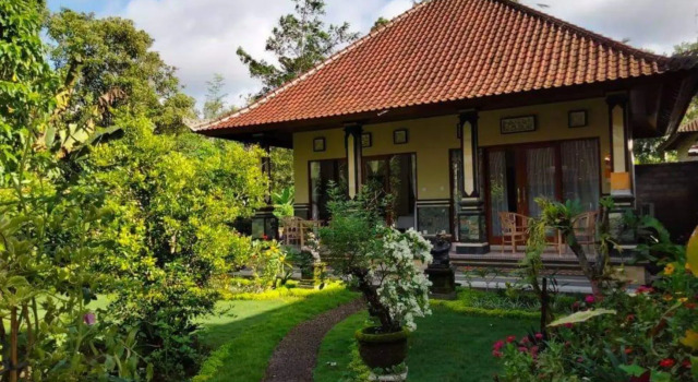 Legawa Guest House, Забронировать Гостевой дом Отели провинции Бали с завтраком, Завтраки