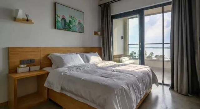 Люкс Deluxe с балконом Lushan Xihai Xizipan Homestay