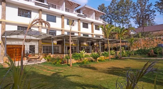 Hotel Tobriana, Book Hotel Hotels in Nairobi with a Pool, Swimming Pool