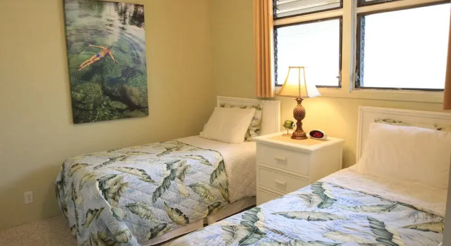 Kona Bali Kai 223 - Oceanfront 2 Bedroom Condo by RedAwning