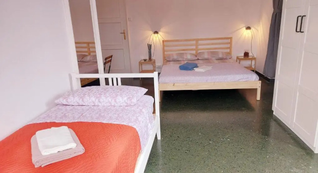 camera colombo 12 Genova Rooms, Buchen Sie Hotel Genua Italienische Riviera