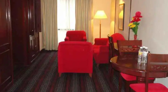 KL Sky Home Apartment Times Square, Забронировать Апартаменты/квартира Отели Куала-Лумпура с парковкой, рядом с Башни-близнецы Берджая Таймс-Сквэр, Парковка
