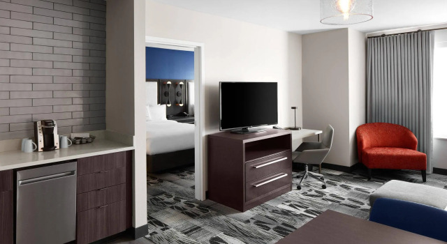 Четырёхместный люкс c 1 комнатой Residence Inn Richmond Midtown/Glenside