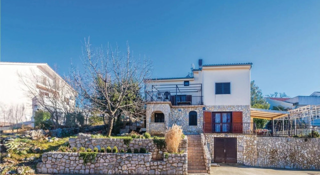 Beautiful Home in Njivice With Wifi and 0 Bedrooms