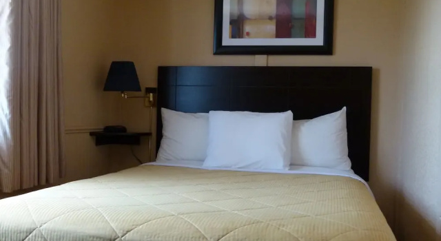 Четырёхместный номер Comfort Country Squire Motel