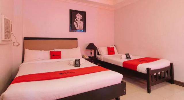 Двухместный номер Executive Holiday Plaza Hotel Tuguegarao City