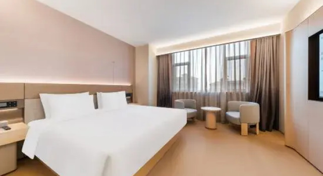 Люкс Deluxe Ji Hotel(Langfang  Art Avenue Convention and Exhibition Center)