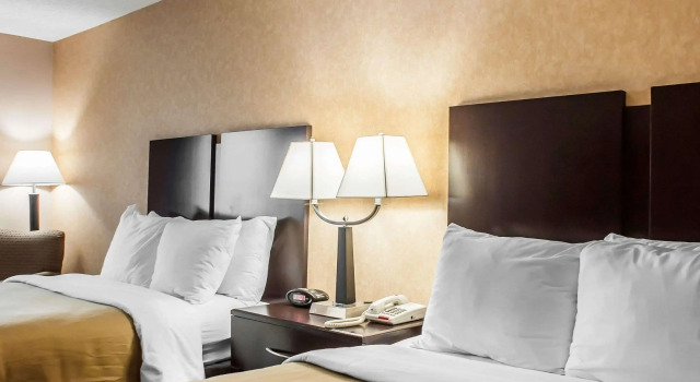 Standard Neljän hengen huone Comfort Inn Dunkirk