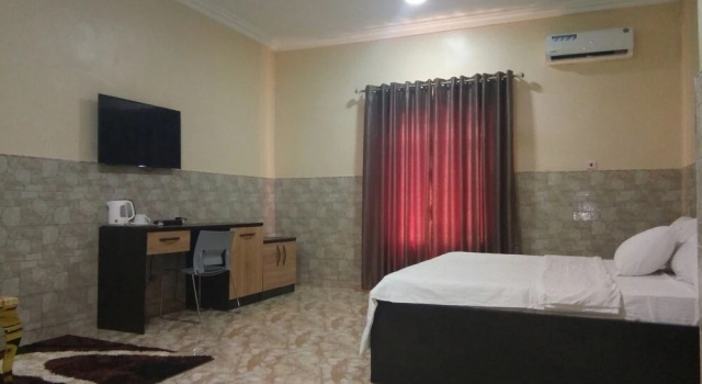 Suncourt Feel At Home Suites, Prenota Hotel Abuja Bwari