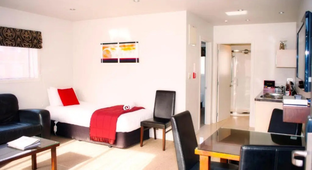 Апартаменты Dunedin Palms Motel
