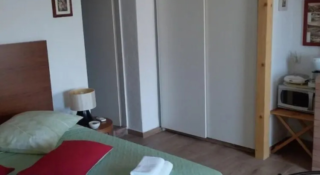 Студия Apartment Mir