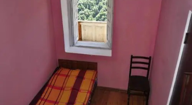 Guest House Khalde, Prenota Affittacamere Khalde Samegrelo Zemo-Svaneti
