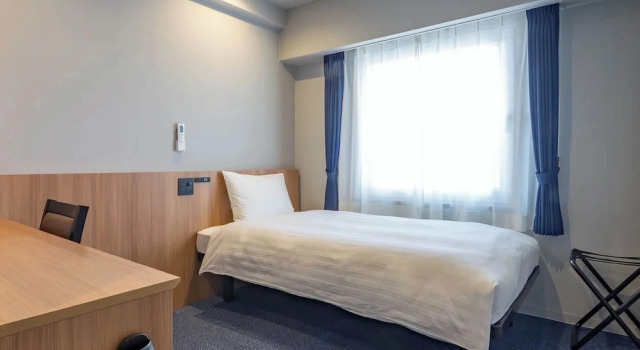 Одноместный номер Standard Toyoko Inn Tokorozawa-eki Nishi-guchi