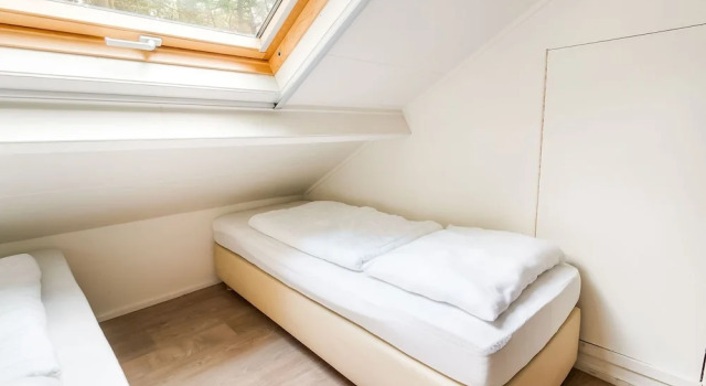 Lovely Holiday Home in Rheezerveen, in the Woods of Estate, Rezervasyon Otel Rheezerveen 