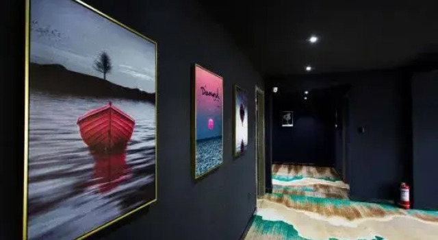 Secret Hotel