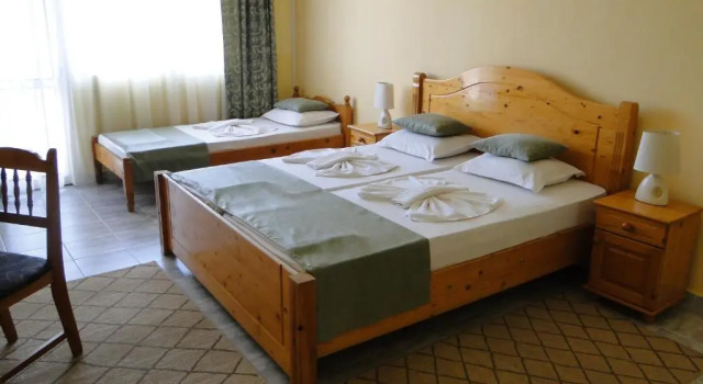Трёхместный номер Standard Stemak Hotel