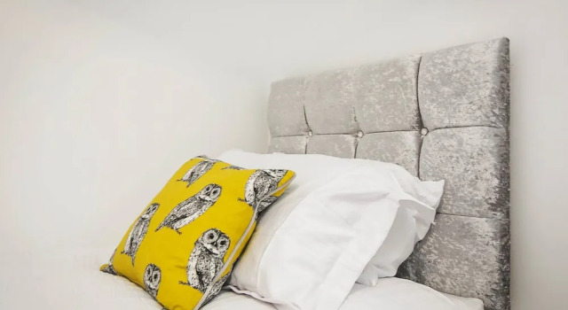 Апартаменты Deluxe Haven Apartments at Eglantine Avenue