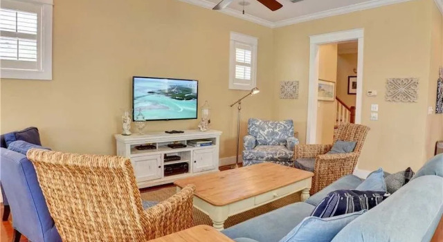 Seacrest Beach Heavenly Sunshine 98 Flip Flop Lane - 4 Br home by Re, Book Hotel 4-stjernede hoteller i Seacrest, 4*