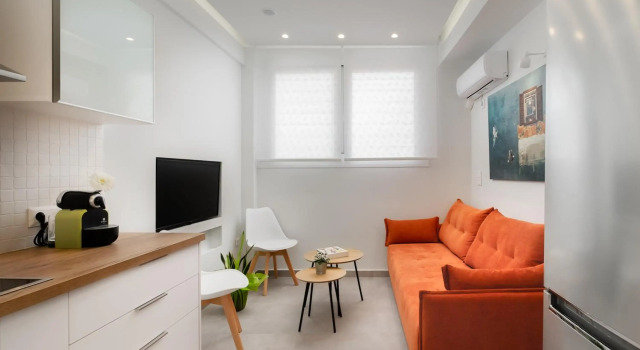 New Luxury Studio in the Heart of Thiseio.
