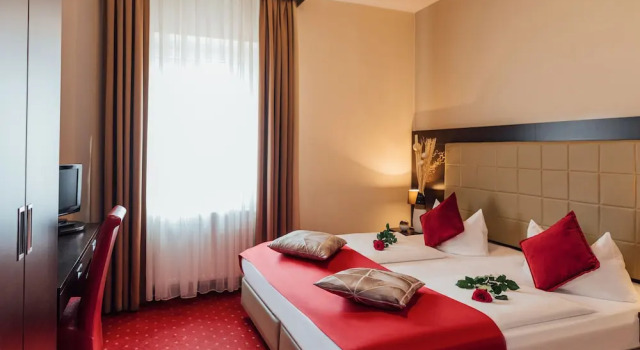 Одноместный номер Comfort Hotel Savoy