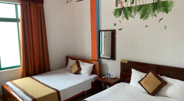 Четырёхместный номер Standard Alex Ha Long Hotel