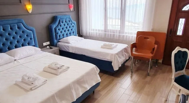 Трёхместный номер Deluxe с балконом и с видом на море Assos Nazan Motel Restoran Beach