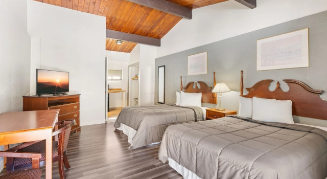 Номер Premium FairBridge Inn and Suites West Point