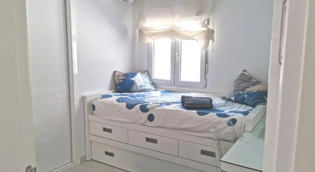 Next to the Historic Marbella-100m. from beach - Modern Nordic deco, Забронировать Отель Марбелья Коста-дель-Соль, рядом с Марина Ла Бахадилья
