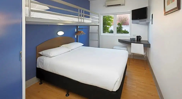 Номер Standard ibis Budget Perth Airport