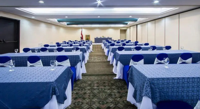 Best Western Irazu, Rezerwuj Hotel Hotele w San Jose z basenem, Basen