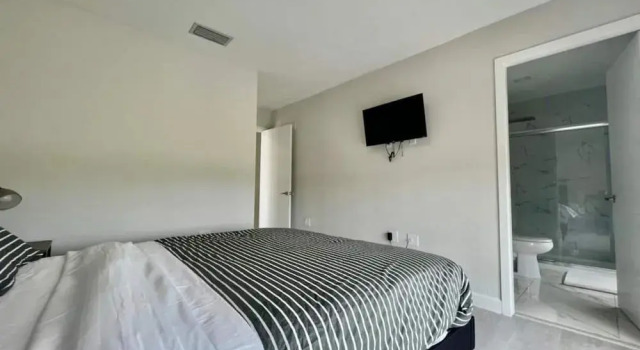 Great New Home Hurricane Proof By Miami, Réserver Hôtel Naranja Floride