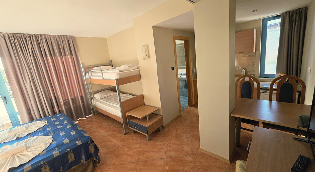Студия Bora Bora Hotel