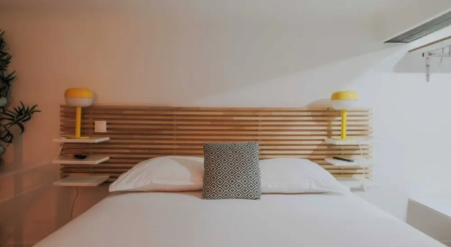 Апартаменты Comfortable Duplex in the Heart of Paris!