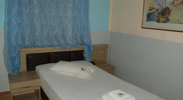 Одноместный номер Economy Diethnes Hotel