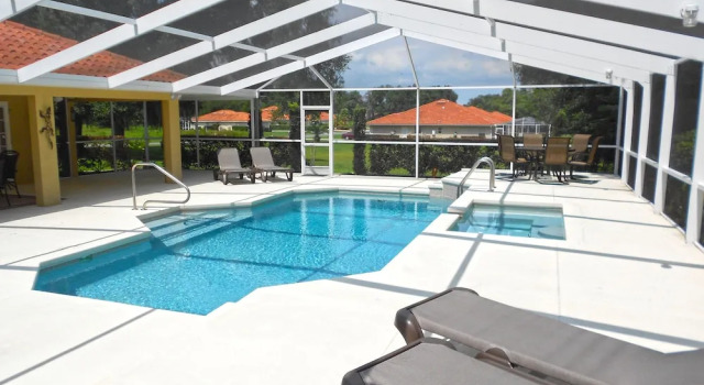 Коттедж Stylish Pool Close To Withlacoochee Bike Trail 3 Bedroom Home by RedAwning