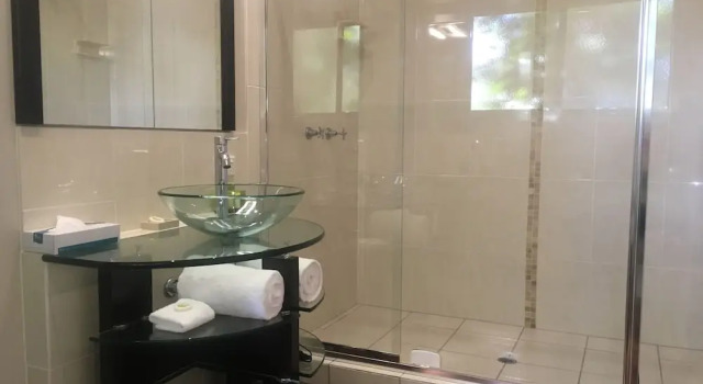 Номер Standard Пентхаус с 2 комнатами с балконом и с видом на горы Maleny Terrace Cottages